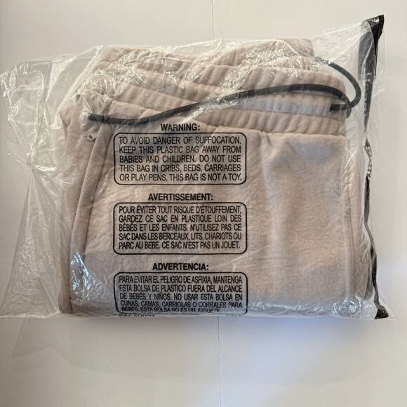 Fabletics The Go-To Jogger Khaki - Picture 6 of 6